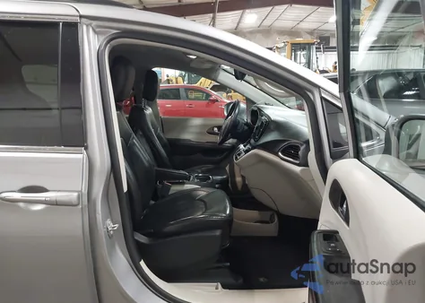 2017 Chrysler Pacifica Touring-L from USA, damaged, VIN 2C4RC1BG3HR784979